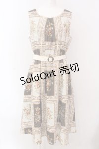 axes femme / 額縁柄ワンピース M ブラウン O-25-03-17-044-AX-OP-IG-OS