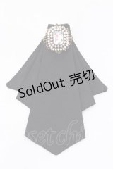 axes femme / タイ風ピン付ブローチ  クロ O-25-03-17-090-AX-AC-IG-OS