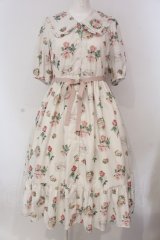 Melody BasKet / Precious Roseフラットカラーワンピース  アイボリー O-25-03-20-1033-LO-OP-IG-OS