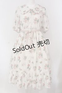 Melody BasKet / Precious Roseフラットカラーワンピース  アイボリー O-25-03-20-1033-LO-OP-IG-OS