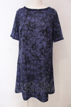 画像1: INGEBORG / シャドーフラワー柄カットワンピース  ブルー×クロ O-25-03-20-1056-LO-OP-IG-OS