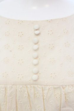 画像2: Maison de FLEUR Petite Robe canone / エンジェルショルダースモックワンピース  アイボリー O-25-03-20-2032-EL-OP-IG-ZT140