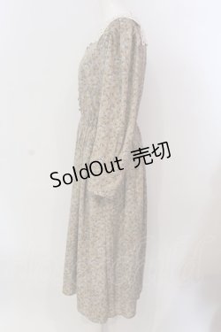 画像3: an another angelus / レース衿小花柄ロングワンピース  ベージュ O-25-03-20-2011-CA-OP-IG-OS