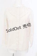 F i.n.t / ピンタックヨークコットンレース使いブラウス  アイボリー O-25-03-20-2024-CA-BL-IG-ZT