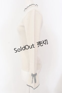 画像2: an another angelus / 配色袖口リボンニットプルオーバー  アイボリー O-25-03-20-2027-CA-TO-IG-ZT140