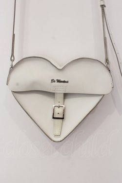 画像1: Dr.Martens （Getta Grip） / LOVE HEART BAG バッグ  ホワイト O-25-03-22-013-PU-BG-IG-OS