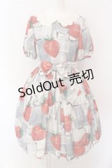 Leur Getter / Strawberry Book袖付ワンピース  グレー O-25-03-25-033-LU-OP-IG-OS