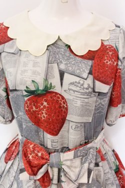 画像2: Leur Getter / Strawberry Book袖付ワンピース  グレー O-25-03-25-033-LU-OP-IG-OS