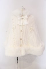 Amavel / ハートケーブルニットファーポンチョ  オフシロ O-25-03-26-024-CA-CO-IG-ZT-C026