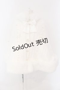 Amavel / ハートケーブルニットファーポンチョ  オフシロ O-25-03-26-024-CA-CO-IG-ZT-C026