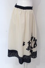 画像3: 【SALE】an another angelus / フラワーレースバイカラースカート  アイボリー×ネイビー O-25-03-26-1054-CA-SK-IG-ZT232 (3)