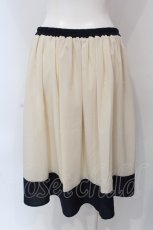 画像4: 【SALE】an another angelus / フラワーレースバイカラースカート  アイボリー×ネイビー O-25-03-26-1054-CA-SK-IG-ZT232 (4)