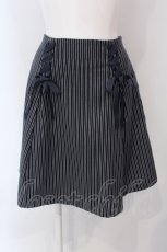 画像1: 【SALE】Fi.n.t / 編み上げフレアスカート F ネイビー O-25-03-26-1057-CA-SK-SZ-ZT232 (1)