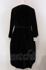 画像4: Jane Marple / Wrinkle velvet Stella dress ドレス M クロ×シロ O-25-03-26-1005-JM-OP-IG-ZT113 (4)