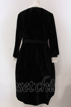 画像4: Jane Marple / Wrinkle velvet Stella dress ドレス M クロ×シロ O-25-03-26-1005-JM-OP-IG-ZT113