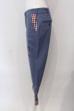 画像3: 【SALE】Karl Helmut / ロゴ刺繍入りチノストレッチパンツ 3(M) ブルー O-25-03-26-1065-EL-PA-SA-ZT234 (3)