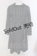Fi.n.t / GIGIストライプワンピース  ネイビー×グリーン O-25-03-26-1025-CA-OP-IG-ZT110