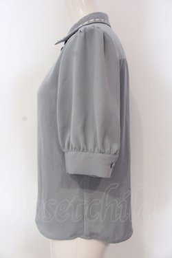 画像2: Fi.n.t / 配色タイ付きはしごリボン衿5分袖ブラウス  サックス O-25-03-26-1028-CA-BL-IG-ZT110