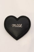 MILK / レザーハートバレッタ  クロ O-25-03-27-022-ML-AC-IG-ZT-K016