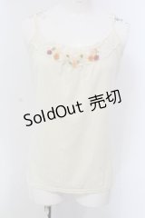 axes femme / オーガンジーフラワーキャミソール  アイボリー O-25-03-31-1012-AX-TO-IG-OS