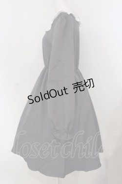 画像2: Taberuno Sky / フリルエリワンピース ワイサイズ グレー O-25-03-31-007-LO-OP-IG-ZY