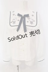 Amavel / Snow Fairy Crystalフリルブラウス F シロ×ネイビー O-25-03-31-078-CA-BL-OW-OS