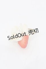 Q-pot. / One Strawberry Whip リング  ホワイト×いちご O-25-03-31-086-QP-AC-IG-OS