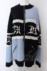 画像1: 【SALE】Jamieエーエヌケー / ゴシックロゴパッチワークカーデ M ブルー×ブラック O-25-04-04-039-CA-TO-OW-ZT092 (1)
