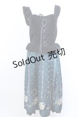 axes femme / ガーベラ＆オータムローズワンピース F グリーン×クロ O-25-04-04-069-AX-OP-OW-OS