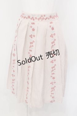 画像1: Fi.n.t / フルーツ刺繍ストライプスカート F アカ O-25-04-07-058-CA-SK-OW-OS