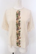 Fi.n.t / フルーツ刺繍プルブラウス F キナリ O-25-04-07-061-CA-BL-OW-OS