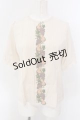 Fi.n.t / フルーツ刺繍プルブラウス F キナリ O-25-04-07-061-CA-BL-OW-OS