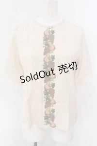 Fi.n.t / フルーツ刺繍プルブラウス F キナリ O-25-04-07-061-CA-BL-OW-OS