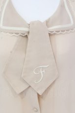 画像2: 【SALE】Fi.n.t / 刺繍タイ使いシフォンブラウス F ベージュ O-25-04-07-024-CA-BL-OW-ZT052 (2)