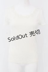 F i.n.t / フラワーモチーフ&シースルー袖トップス  アイボリー O-25-04-08-041-CA-TO-IG-OS