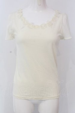 画像1: F i.n.t / フラワーモチーフ&シースルー袖トップス  アイボリー O-25-04-08-041-CA-TO-IG-OS