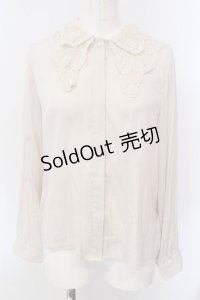 an another angelus / レースヨーク衿ブラウス F ベージュ O-25-04-08-007-CA-BL-OW-OS