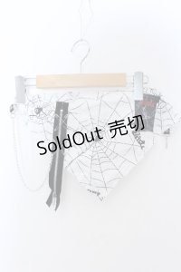 MAD / パッチ付きバンダナ  ホワイト O-25-04-08-064-PU-TO-IG-OS