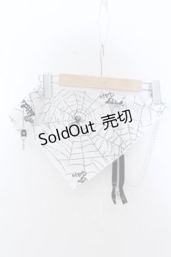 画像2: MAD / パッチ付きバンダナ  ホワイト O-25-04-08-064-PU-TO-IG-OS