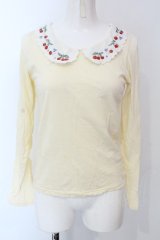Fi.n.t / さくらんぼ刺繍襟ブラウス F アイボリー O-25-04-08-011-CA-TO-OW-OS