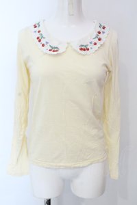 Fi.n.t / さくらんぼ刺繍襟ブラウス F アイボリー O-25-04-08-011-CA-TO-OW-OS