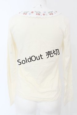 画像3: Fi.n.t / さくらんぼ刺繍襟ブラウス F アイボリー O-25-04-08-011-CA-TO-OW-OS