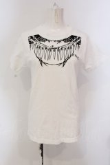 ROMANTIC NEUROSIS / ボーンネックレスpt Tシャツ  ホワイト O-25-04-10-040-PU-TS-IG-ZI