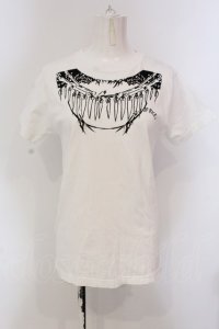 ROMANTIC NEUROSIS / ボーンネックレスpt Tシャツ  ホワイト O-25-04-10-040-PU-TS-IG-ZI