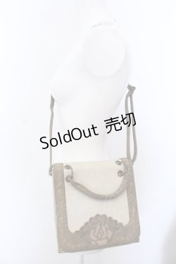 画像2: axes femme / スクエアバッグ  ベージュ×ブラウン O-25-04-11-006-AX-BG-IG-ZT286