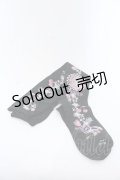 BABY,THE STARS SHINE BRIGHT / なかよしくみゃちゃんのいちごとレースのミルフィーユ柄オーバーニーソックス  クロ O-25-04-11-032-BA-ZA-OW-OS