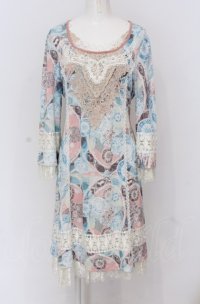 Ozz oneste / レース配色総シャーリングワンピース  サックス×ピンク O-25-04-13-028-OO-OP-IG-OS