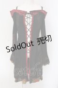 Qutie Frash / レースアップオフショルチュニック【旧タグ】  ブラック×レッド×ちりめん O-25-04-15-027-QU-OP-IG-OS
