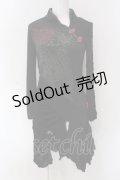Ozz On / ベロア切り替え龍刺繍ワンピース  ブラック×レッド刺繍 O-25-04-15-030-OO-OP-IG-OS