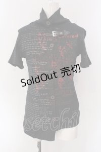 h.ANARCHY / 蜘蛛の巣プリント半袖ハイネックトップス  ブラック×レッド O-25-04-15-073-HN-TO-IG-OS